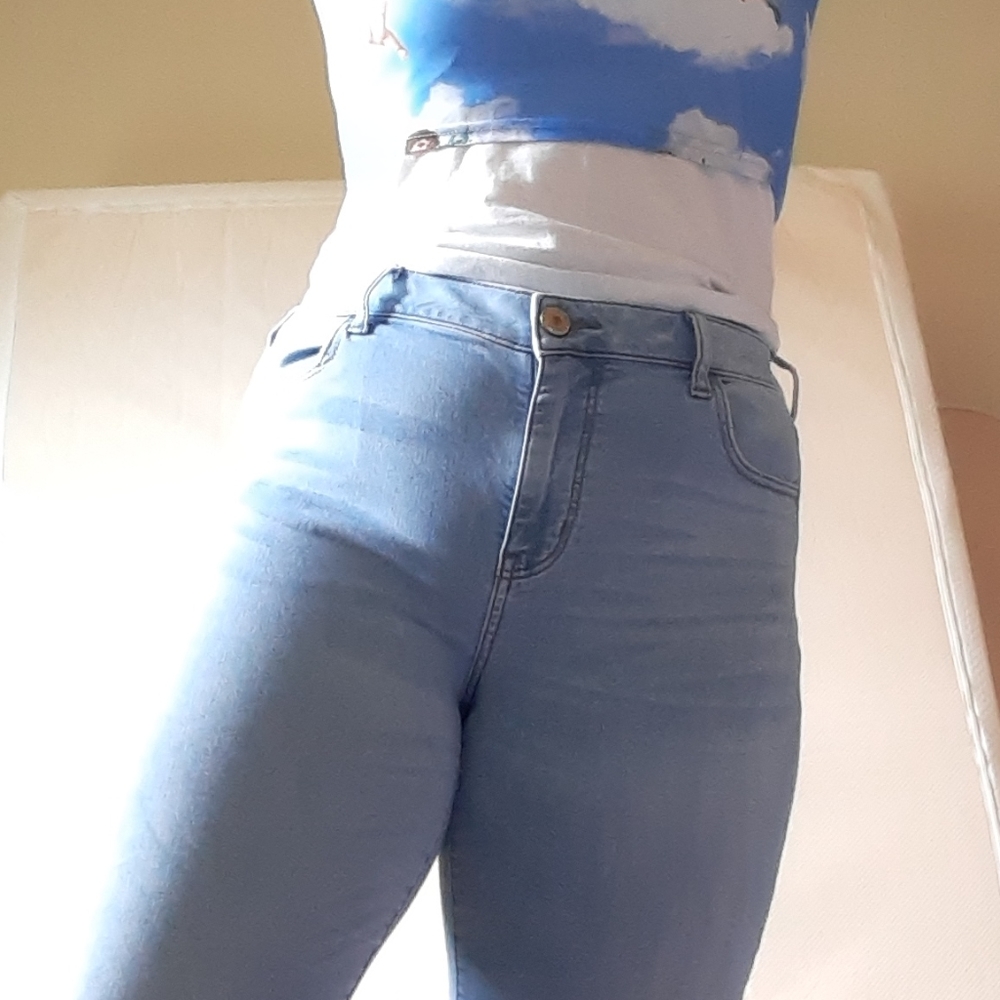 American eagle light wash jeggings